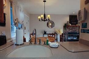 Rustic 1br Condo In Gatlinburg 1 Bedroom Apts by RedAwning