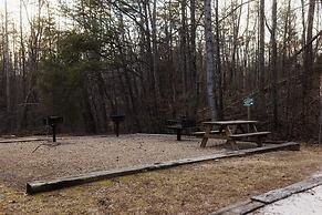 Rustic 1br Condo In Gatlinburg 1 Bedroom Apts by RedAwning