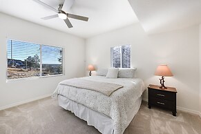 Breezy Pines Getaway 3 Bedroom Home by RedAwning