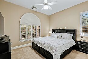 Luxury Retreat With Heated Pool & Hidden Game Room 6 Bedroom Home by R