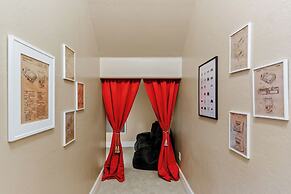 Luxury Retreat With Heated Pool & Hidden Game Room 6 Bedroom Home by R