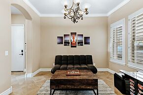 Luxury Retreat With Heated Pool & Hidden Game Room 6 Bedroom Home by R