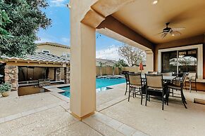 Luxury Retreat With Heated Pool & Hidden Game Room 6 Bedroom Home by R