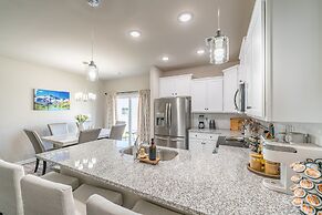 Charming Retreat: Cozy & Stylish Home 4 Bedroom Home