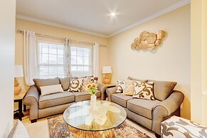 A Spacious Haven For Ultimate Comfort 3 Bedroom Home by RedAwning