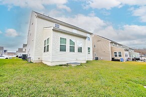 A Spacious Haven For Ultimate Comfort 3 Bedroom Home by RedAwning