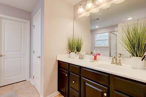 A Spacious Haven For Ultimate Comfort 3 Bedroom Home by RedAwning