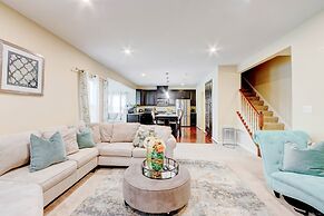 A Spacious Haven For Ultimate Comfort 3 Bedroom Home by RedAwning