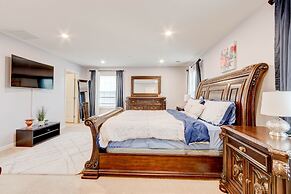 A Spacious Haven For Ultimate Comfort 3 Bedroom Home by RedAwning