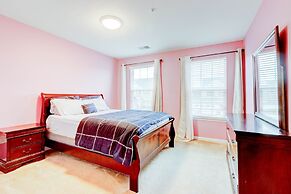 A Spacious Haven For Ultimate Comfort 3 Bedroom Home by RedAwning