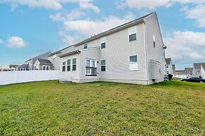 A Spacious Haven For Ultimate Comfort 3 Bedroom Home by RedAwning