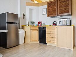 Cozy Condo In Palm Coast Paradise 1 Bedroom Home by RedAwning