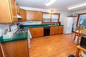 The Valley Home 2 Bedroom Home by RedAwning