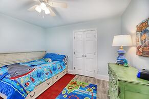 Beach Bliss: 4br Beach Access Kayak Wi-fi 4 Bedroom Home by RedAwning