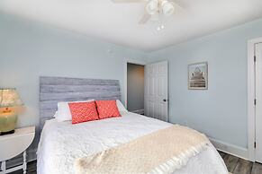 Beach Bliss: 4br Beach Access Kayak Wi-fi 4 Bedroom Home by RedAwning