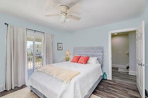 Beach Bliss: 4br Beach Access Kayak Wi-fi 4 Bedroom Home by RedAwning
