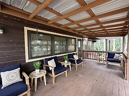 Dunnellon Dreams 3 Bedroom Home by RedAwning