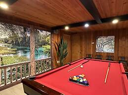 Dunnellon Dreams 3 Bedroom Home by RedAwning