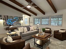 Dunnellon Dreams 3 Bedroom Home by RedAwning