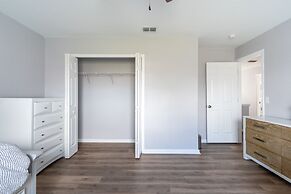 Poolside Serenity Near Disney World 4 Bedroom Home by RedAwning