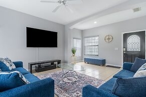 Poolside Serenity Near Disney World 4 Bedroom Home by RedAwning