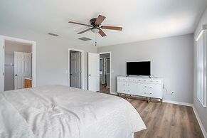 Poolside Serenity Near Disney World 4 Bedroom Home by RedAwning