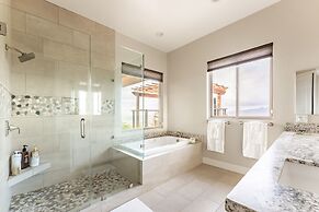 Vista Grande 4 Bedroom Home by RedAwning
