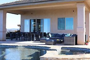 Vista Grande 4 Bedroom Home by RedAwning