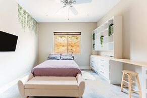 Vista Grande 4 Bedroom Home by RedAwning