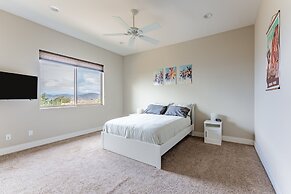 Vista Grande 4 Bedroom Home by RedAwning