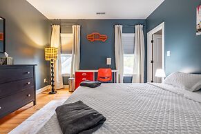 Spacious Home In Five Points Close To Downtown 5 Bedroom Home by RedAw