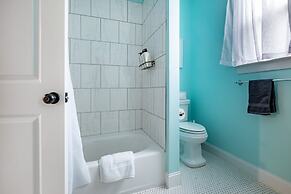 Spacious Home In Five Points Close To Downtown 5 Bedroom Home by RedAw