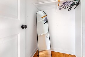 Spacious Home In Five Points Close To Downtown 5 Bedroom Home by RedAw