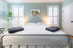 Spacious Home In Five Points Close To Downtown 5 Bedroom Home by RedAw