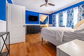 Spacious Home In Five Points Close To Downtown 5 Bedroom Home by RedAw