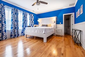 Spacious Home In Five Points Close To Downtown 5 Bedroom Home by RedAw