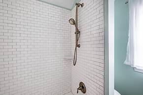 Spacious Home In Five Points Close To Downtown 5 Bedroom Home by RedAw