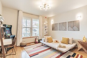 Luxury Home Reading & Game Room Outdoor Dining 3 Bedroom Home by RedAw