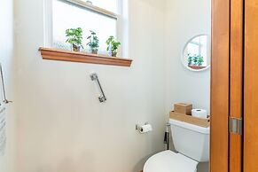 Luxury Home Reading & Game Room Outdoor Dining 3 Bedroom Home by RedAw