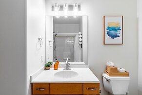 Luxury Home Reading & Game Room Outdoor Dining 3 Bedroom Home by RedAw