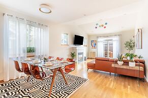 Luxury Home Reading & Game Room Outdoor Dining 3 Bedroom Home by RedAw