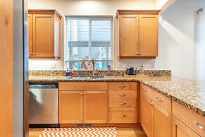 Luxury Home Reading & Game Room Outdoor Dining 3 Bedroom Home by RedAw