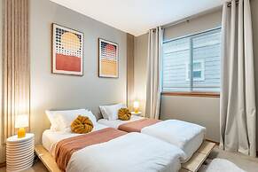 Luxury Home Reading & Game Room Outdoor Dining 3 Bedroom Home by RedAw