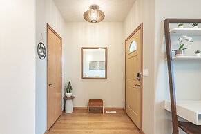 Luxury Home Reading & Game Room Outdoor Dining 3 Bedroom Home by RedAw