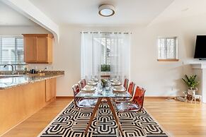 Luxury Home Reading & Game Room Outdoor Dining 3 Bedroom Home by RedAw