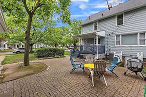 Unique Charmer: Outdoor Space & More Near Um 3 Bedroom Home by RedAwni