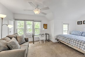 Unique Charmer: Outdoor Space & More Near Um 3 Bedroom Home by RedAwni