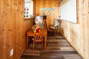 Waterfront Cottage In Michigan By S&s Properties 3 Bedroom Cabin