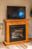 Waterfront Cottage In Michigan By S&s Properties 3 Bedroom Cabin