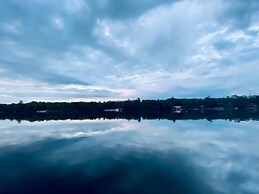 Waterfront Cottage In Michigan By S&s Properties 3 Bedroom Cabin